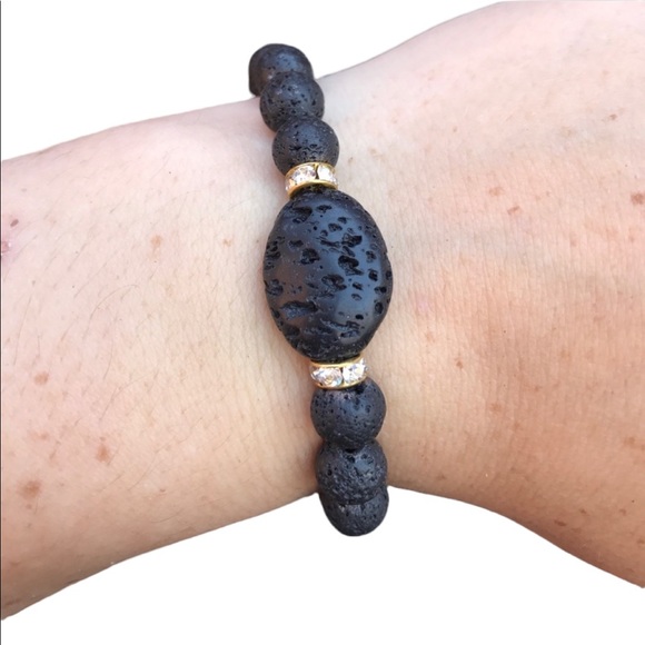 Black Lava Rock beaded stretch Bracelet - Picture 10 of 10